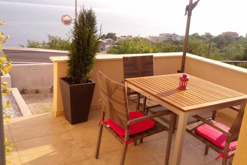 Apartment Dandelion Brela Zewnętrze zdjęcie